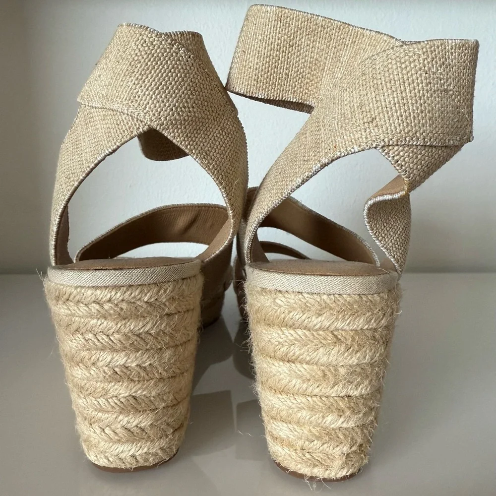 NEW - SIZE 8.5 - ANKLE STRAP WEDGE ESPADRILLE SANDAL WHEAT NEUTRAL LOW HEEL